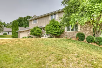 800  Schloemer Dr, West Bend, WI 53095 - Photo 40