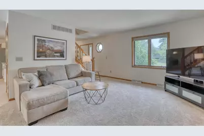 800  Schloemer Dr, West Bend, WI 53095 - Photo 12