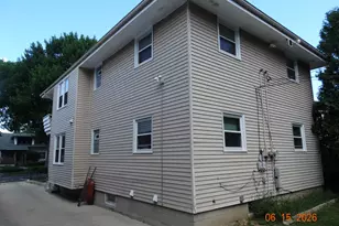 2776 N Carlton Pl, Milwaukee, WI 53210 - Photo 12