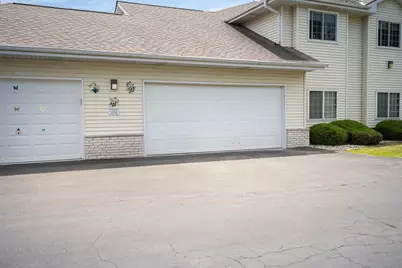 6115 S Creekside Dr #2, Cudahy, WI 53110 - Photo 22