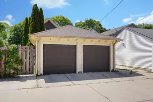 3154 S Nevada St, Milwaukee, WI 53207 - Photo 22