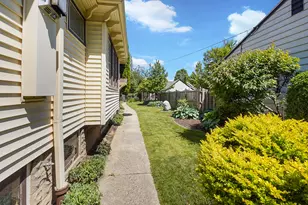 3154 S Nevada St, Milwaukee, WI 53207 - Photo 18
