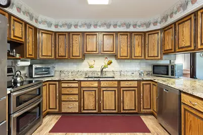 715  Chicago Ave, Viroqua, WI 54665 - Photo 8