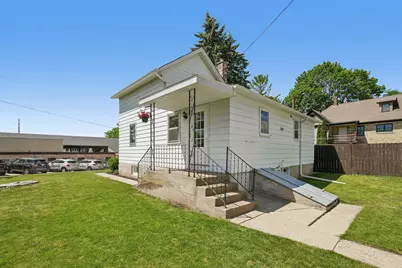 317 W Main St, Port Washington, WI 53074 - Photo 48