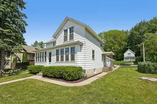 317 W Main St, Port Washington, WI 53074 - Photo 46