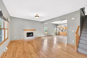 6547 Parkway Cir, Racine, WI 53406 - Photo 4