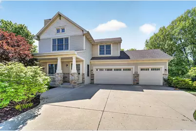 6547  Parkway Cir, Racine, WI 53406 - Photo 1