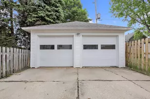 2766 N 61st St, Milwaukee, WI 53210 - Photo 40