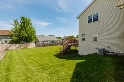 3944 W Valley View Dr, Franklin, WI 53132 - Photo 16