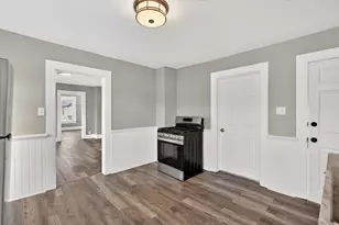 2428 N 6th St, Milwaukee, WI 53212 - Photo 8