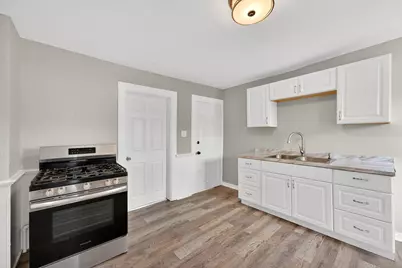 2428 N 6th St, Milwaukee, WI 53212 - Photo 6