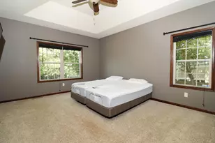 W245N2799 Single Tree Dr, Pewaukee, WI 53072 - Photo 16