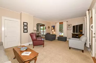 449 James St, Burlington, WI 53105 - Photo 4