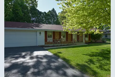 8316 N Edge O Woods Dr, Brown Deer, WI 53223 - Photo 20