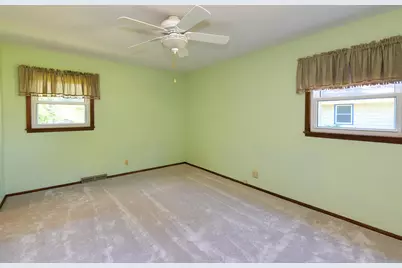 8316 N Edge O Woods Dr, Brown Deer, WI 53223 - Photo 12