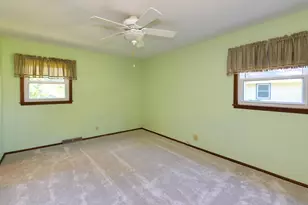 8316 N Edge O Woods Dr, Brown Deer, WI 53223 - Photo 12