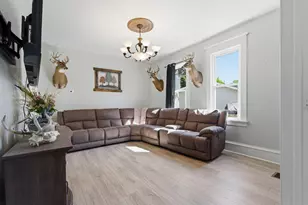 711 N 4th St, Watertown, WI 53098 - Photo 6
