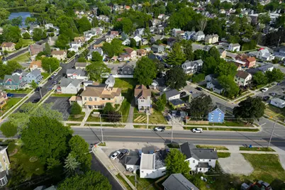 711 N Fourth St, Watertown, WI 53098 - Photo 1