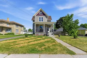 711 N 4th St, Watertown, WI 53098 - Photo 18