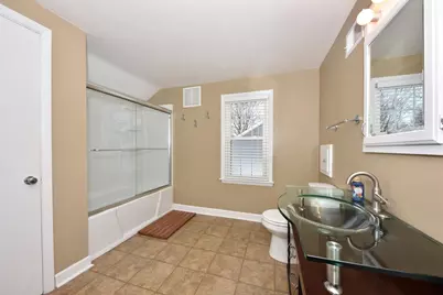 7342 W Georgia Ave, Milwaukee, WI 53220 - Photo 16