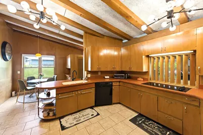 507 W Montclaire Ave, Glendale, WI 53217 - Photo 10
