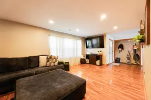 213 W State St, North Prairie, WI 53153 - Photo 16