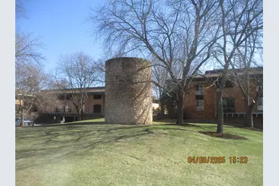 4155 W Rivers Edge Cir #4, Brown Deer, WI 53209 - Photo 16