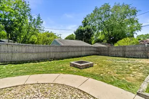 3957 S 58th St, Milwaukee, WI 53220 - Photo 38
