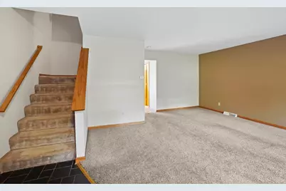 449 W Wisconsin Ave #9, Oconomowoc, WI 53066 - Photo 6