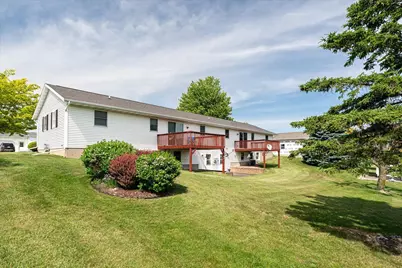 915  Rose St, Cashton, WI 54619 - Photo 2