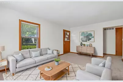 418  Harrison Ave, Waukesha, WI 53186 - Photo 4