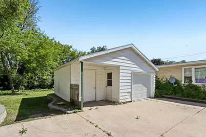 418  Harrison Ave, Waukesha, WI 53186 - Photo 20