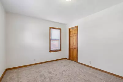 418  Harrison Ave, Waukesha, WI 53186 - Photo 10