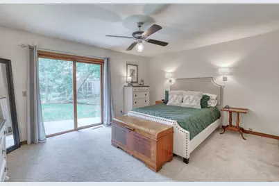 494  Quinlan Ct, Pewaukee, WI 53072 - Photo 22