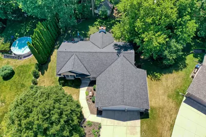 494  Quinlan Ct, Pewaukee, WI 53072 - Photo 10