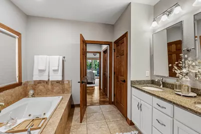 8415  Ravenswood Cir, Wauwatosa, WI 53226 - Photo 22