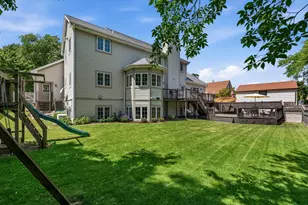 8415 Ravenswood Cir, Wauwatosa, WI 53226 - Photo 44