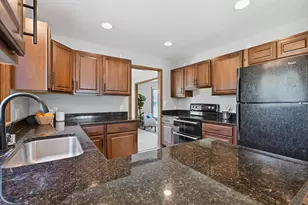 W299N5471 Arrow Ct, Merton, WI 53029 - Photo 4