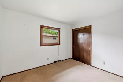 4936 S 65th St, Greenfield, WI 53220 - Photo 22