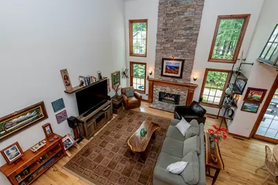 12240 W Van Norman Ct, Greenfield, WI 53228 - Photo 8