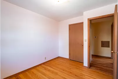 521 N 105th St, Wauwatosa, WI 53226 - Photo 16