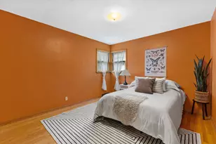 521 N 105th St, Wauwatosa, WI 53226 - Photo 22
