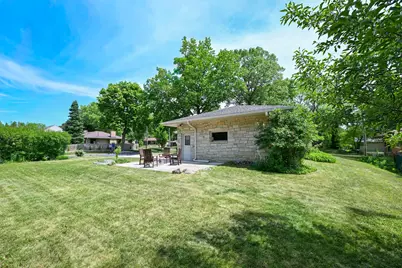 11909 W Vliet St, Wauwatosa, WI 53226 - Photo 2