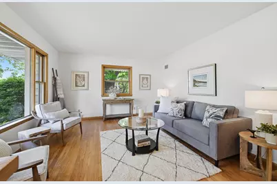 11909 W Vliet St, Wauwatosa, WI 53226 - Photo 6