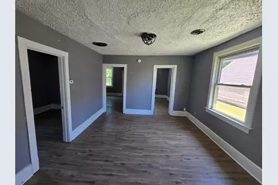 2945 N 23rd St, Milwaukee, WI 53206 - Photo 18
