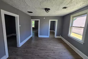 2945 N 23rd St, Milwaukee, WI 53206 - Photo 18