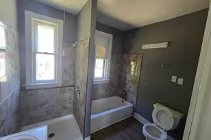 2945 N 23rd St, Milwaukee, WI 53206 - Photo 16
