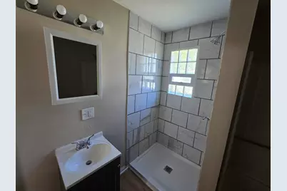 2945 N 23rd St, Milwaukee, WI 53206 - Photo 30