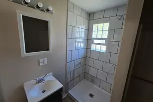 2945 N 23rd St, Milwaukee, WI 53206 - Photo 30
