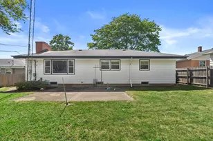1545 Ostergaard Ave, Racine, WI 53406 - Photo 22